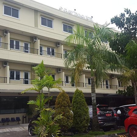 Grand Tembaga Hotel Timika Exterior photo