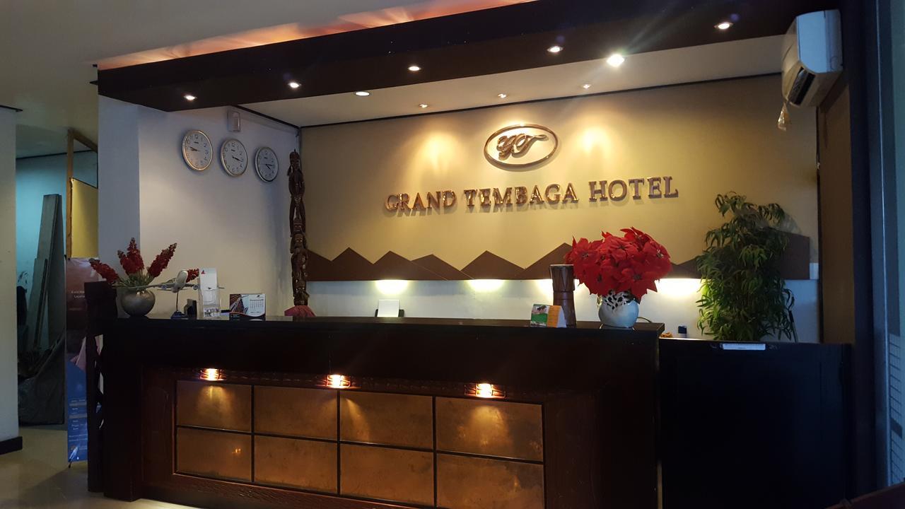 Grand Tembaga Hotel Timika Exterior photo